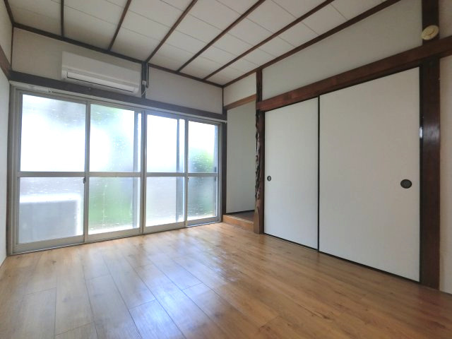 【居間・リビング】