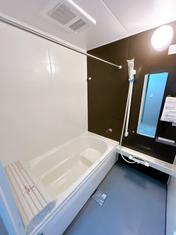 小山市中久喜1丁目　中古戸建の浴室