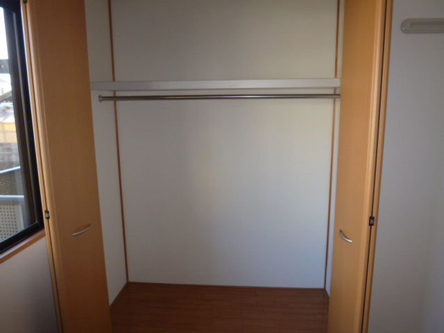 ピオーネ三宅の収納|クローゼット