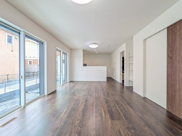 八王子市　長房町　新築一戸建て　２４ー１期の外観パース|～高尾駅徒歩23分・西八王子駅徒歩29分　太陽光パネル搭載　省エネ性能認定住宅～