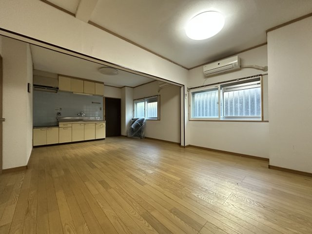 シャトードメール須磨の居間・リビング