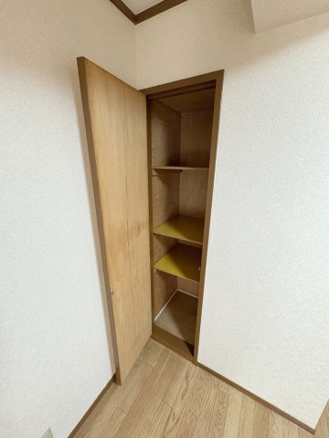 城北ハイツの収納