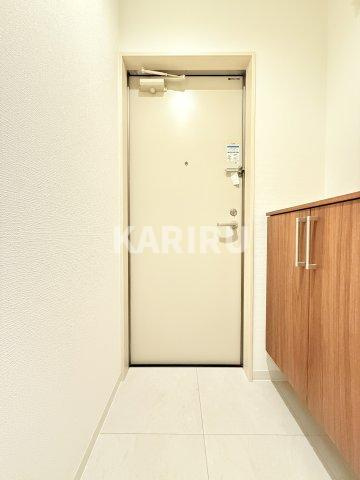 Ｓ　Ａｐｔ．門真城垣町の玄関