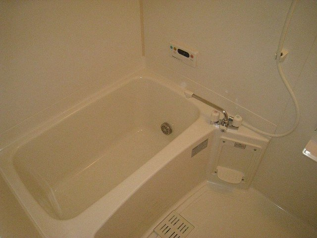 サニーハートⅡの浴室