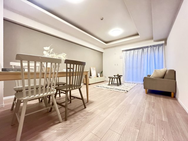 コスモ芦屋川シーサイドテラスの居間・リビング