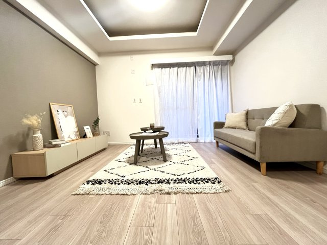 コスモ芦屋川シーサイドテラスの居間・リビング