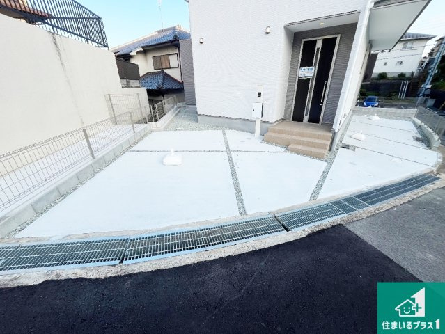 明石市大久保町山手台　第15期　新築一戸建ての駐車場|2台分の駐車スペース有り！急な来客でも安心です！
