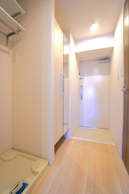 【玄関】 | クラリティア板橋本町 | ※写真は同タイプ住戸です。