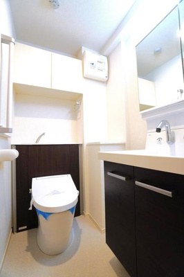 【トイレ】 | クラリティア板橋本町 | ※写真は同タイプ住戸です。