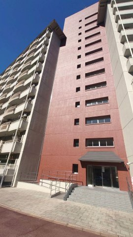 近鉄向島駅まで徒歩８分の立地●リフォーム完了の美室●向島ニュータウン第３街区Ｇ棟