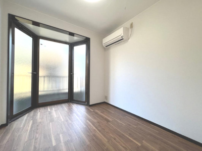 【内装】 | CP仲宿 | 明るい色調の室内です