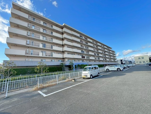 ２０２５年１１月リノベーション◆南向きバルコニー◆収納豊富◆ディオ・フェルティ京都久我