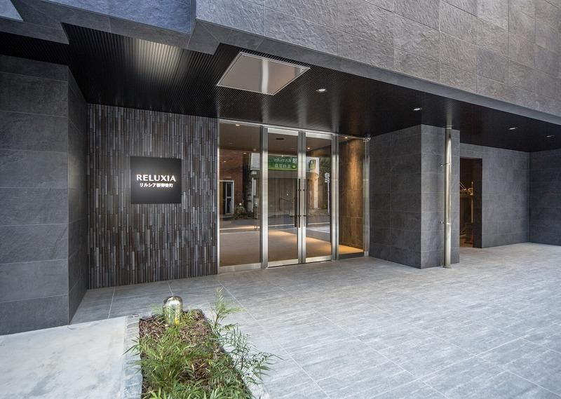 RELUXIA新御徒町のエントランス