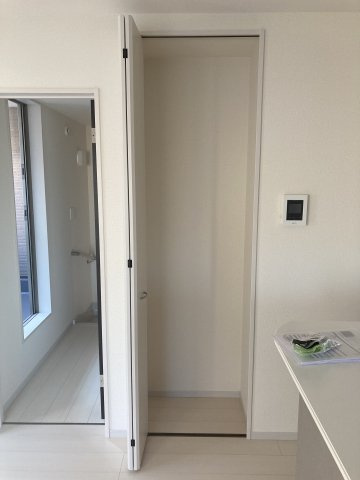 リーブルファイン八丁目1号棟の収納