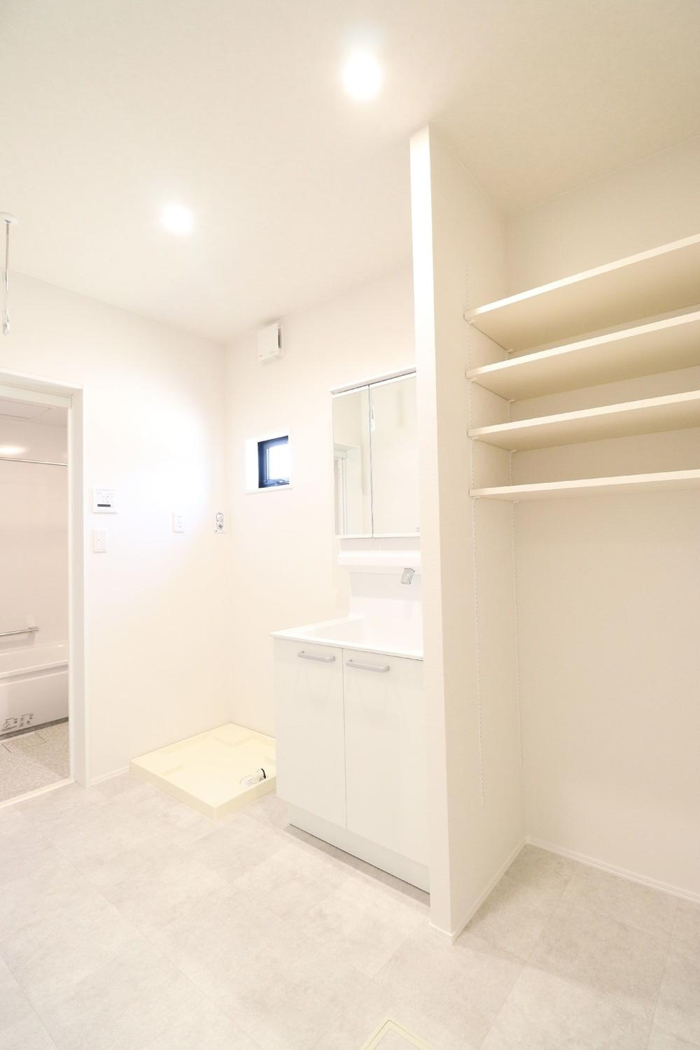 LAVIE土居田　2502Bの収納