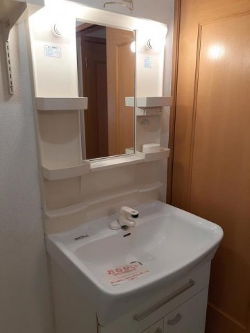 サンライズヒルズの洗面所