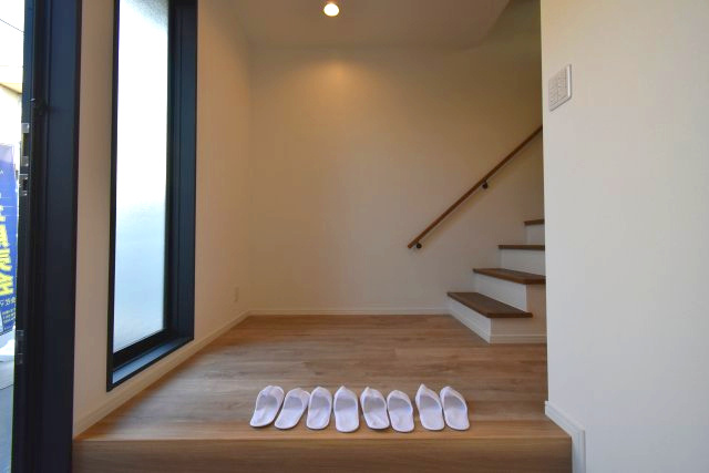 桜上水5丁目・中古戸建の玄関