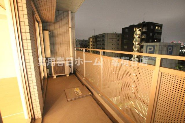 【バルコニー】