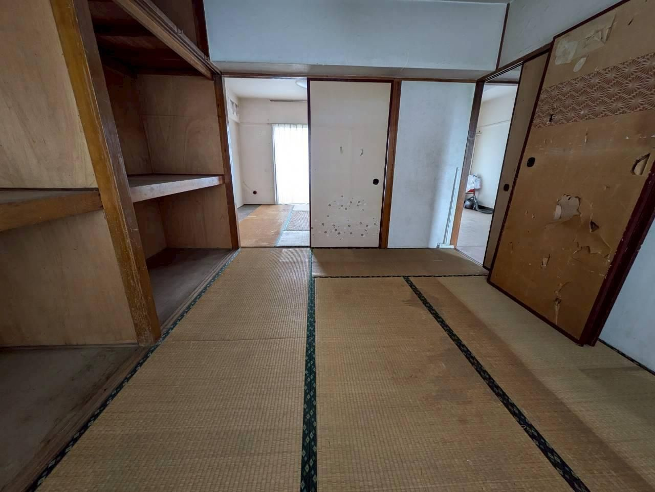 調布市染地３丁目の中古マンションの和室