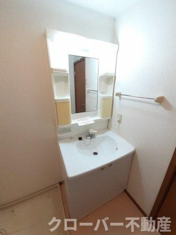 リブ・サンフラウァ　Ｂの洗面所