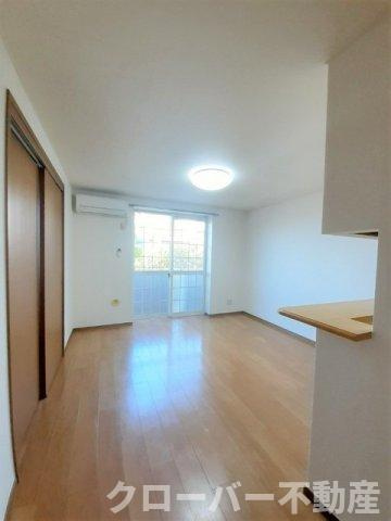 リブ・サンフラウァ　Ｂの居間・リビング