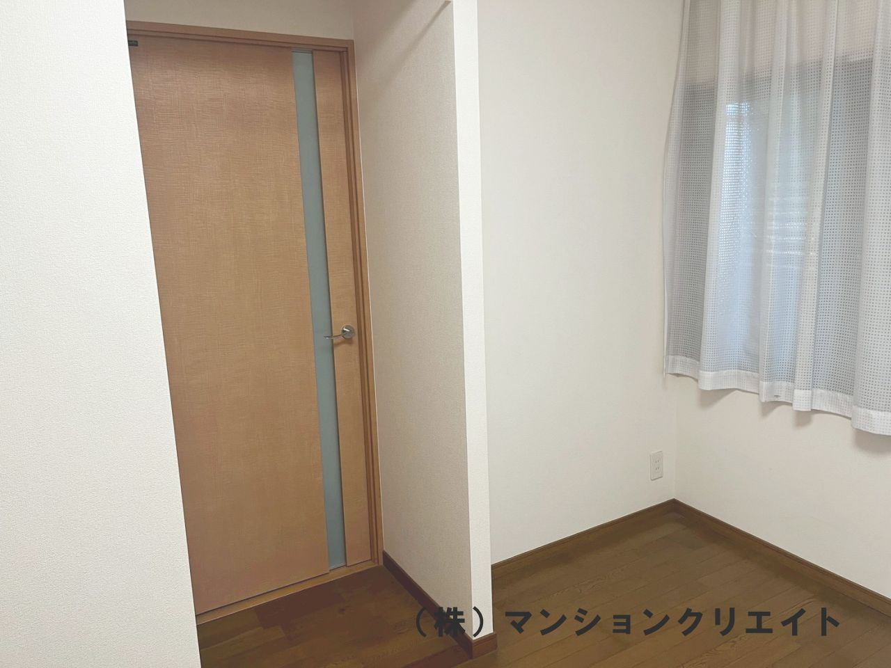 アパガーデンコート米松の洋室|約5.8帖の洋室です