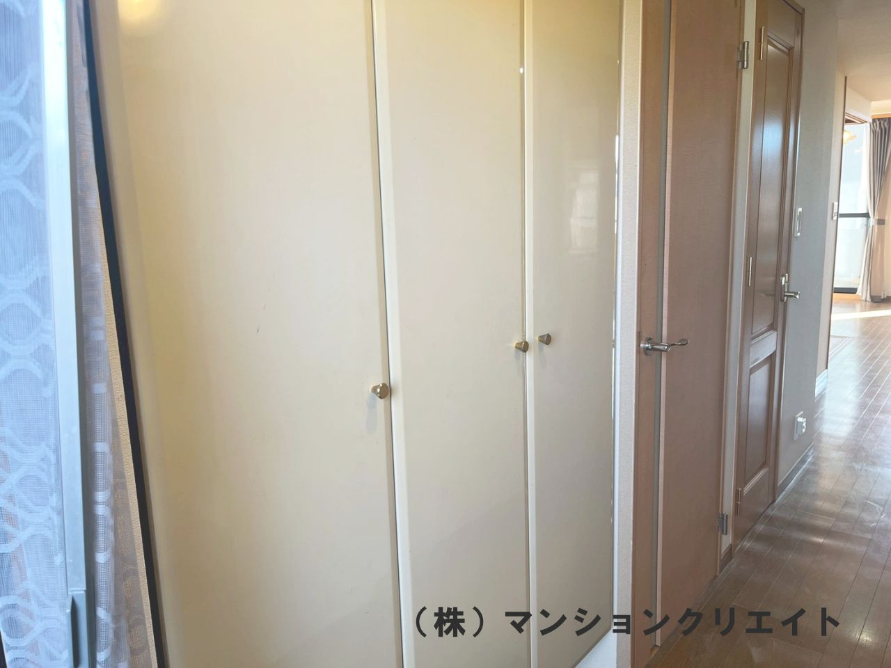 アパガーデンコート米松の収納|大容量のシューズボックスです。