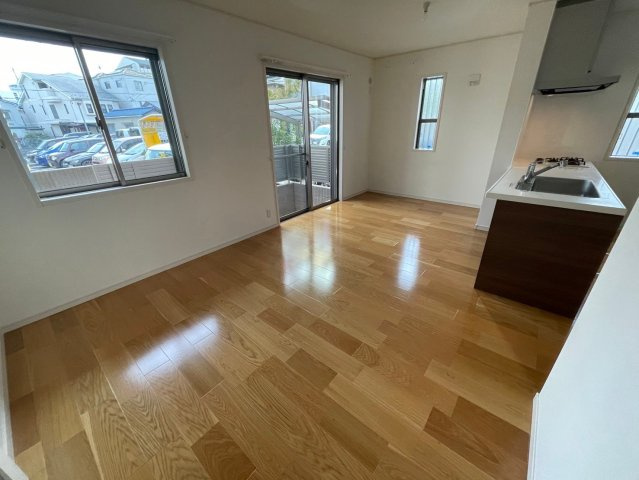 フェリーチェ北青木の居間・リビング