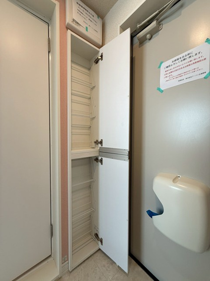 【玄関】 | 登戸グリニッジの杜 | シューズボックス付きで玄関すっきり片付きます！お客様もスムーズにお出迎えできますね♪