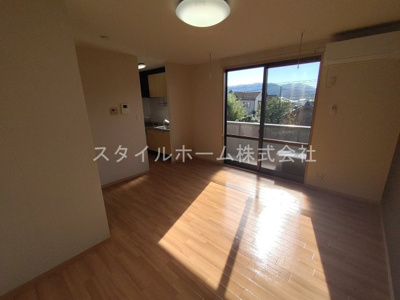 【居間・リビング】 | ライズコートB