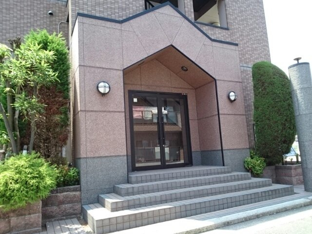 エスポアールパートⅢのエントランス