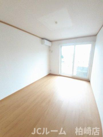 バレーパークⅡの居間・リビング