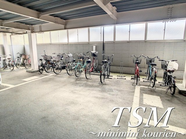 コーポラス喜山荘のその他共用部分|敷地内駐輪場