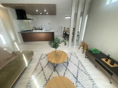 【居間・リビング】 | うるま市豊原2期（全3棟）1号棟 | 1号棟　LDK21.75帖♪