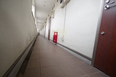 【エントランス】 | フレイル | 清潔なエントランス