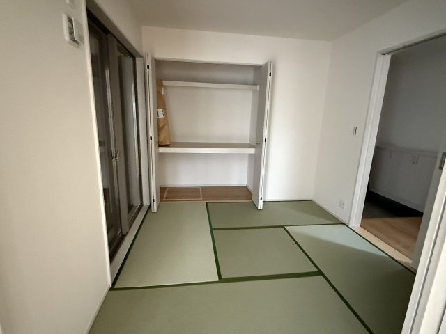 二丈深江7丁目　新築戸建　2棟の和室|和室4.5帖