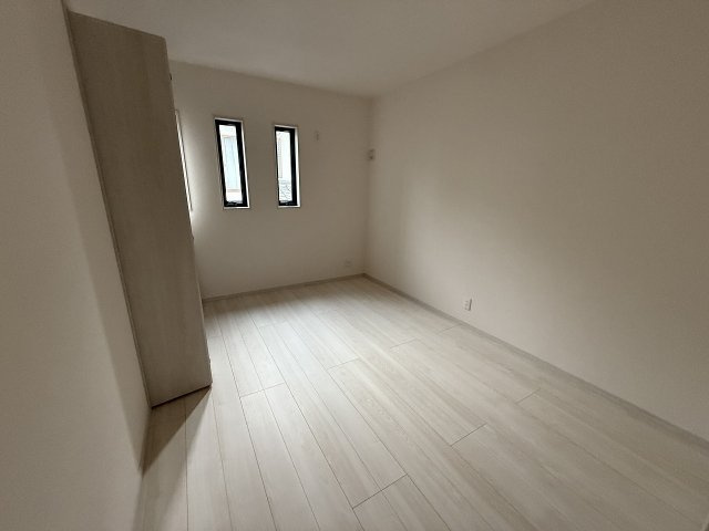 二丈深江7丁目　新築戸建　2棟の洋室|洋室6帖