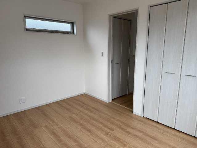 二丈深江7丁目　新築戸建　2棟の洋室|洋室6帖