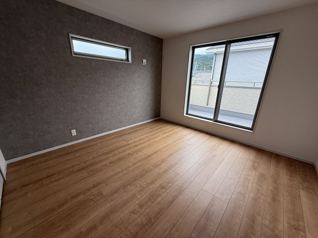 二丈深江7丁目　新築戸建　2棟の洋室|洋室7.75帖