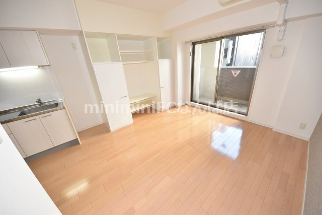 KDX堺筋本町レジデンスの居間・リビング