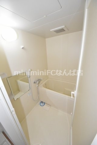 KDX堺筋本町レジデンスの浴室