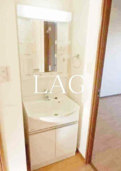 【独立洗面台】 | メゾンドール・ソレイユ | 独立洗面台です。