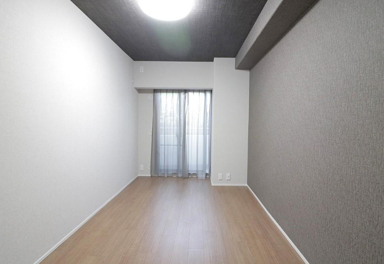 グランフェルティ本山の洋室