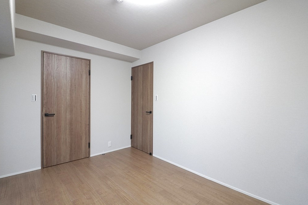 グランフェルティ本山の洋室