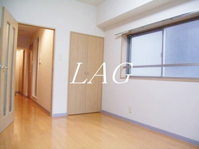 【居間・リビング】 | スカイコート日本橋浜町 | 洋室のお部屋です。