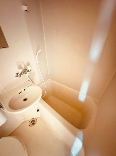 R FIELDS KAWAGUCHIの浴室