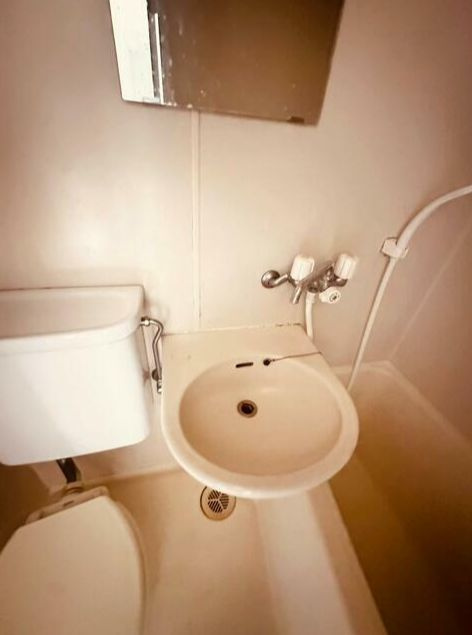 R FIELDS KAWAGUCHIの洗面所