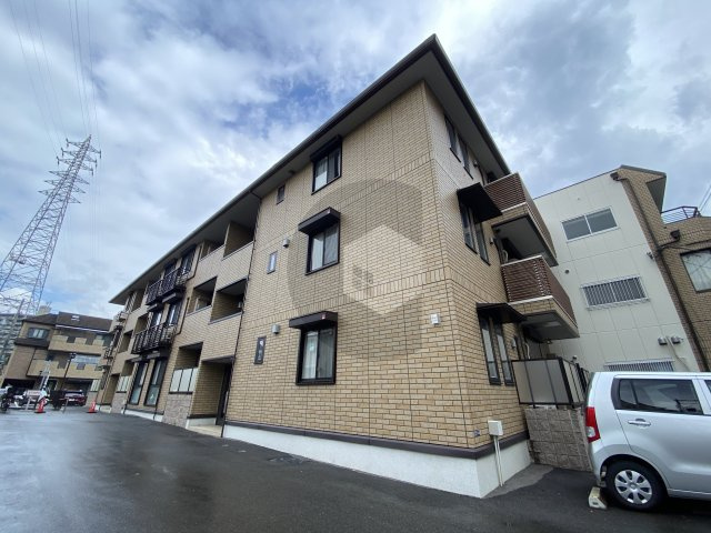 東大阪市御厨南３丁目のハイツの外観