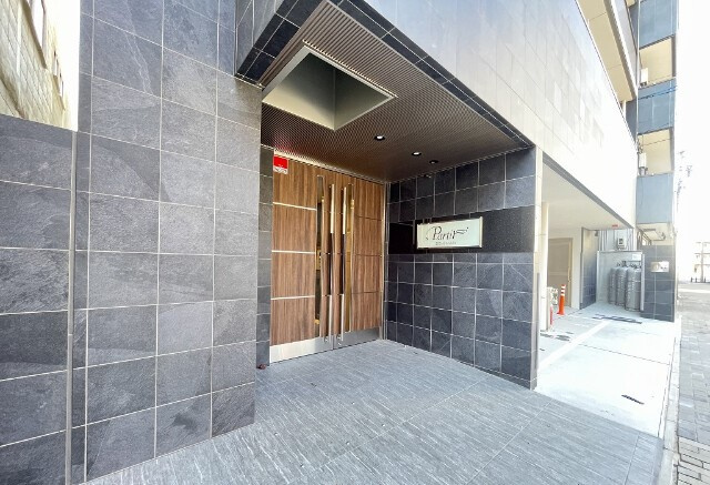 パルティール大曽根アネックスのエントランス