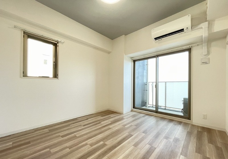 パルティール大曽根アネックスの居間・リビング